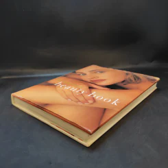 The Ultimate Beauty Book รูปที่ 7