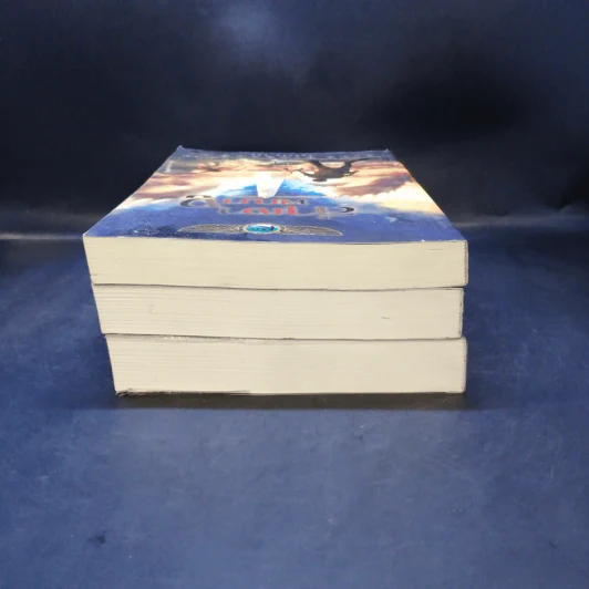 พีระมิดสีเลือด + บัลลังก์แห่งไฟ + ล่าเงาพญางู - Rick Riordan รูปที่ 5