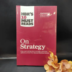 On Strategy Her's 10 Must Reads รูปที่ 1