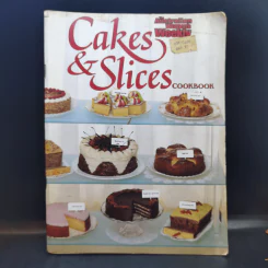 Cakes & Slices Cookbook รูปที่ 1