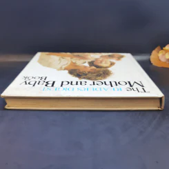 The Reader's Digest Mother and Baby Book รูปที่ 6