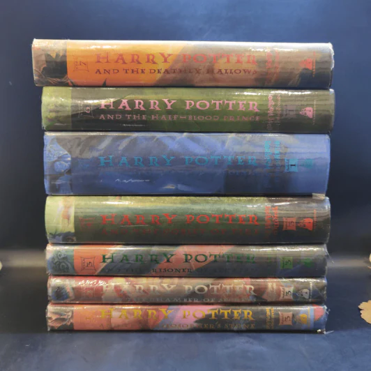 Harry Potter Year 1-7 แฮร์รี่ พอตเตอร์ 7 เล่มจบ (ปกแข็ง) - J.K.Rowling รูปที่ 2