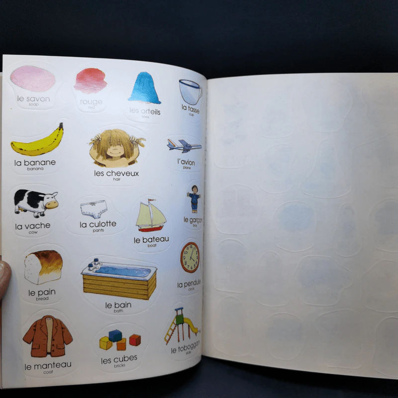 The Usborne First 100 Words in French Sticker Book รูปที่ 10