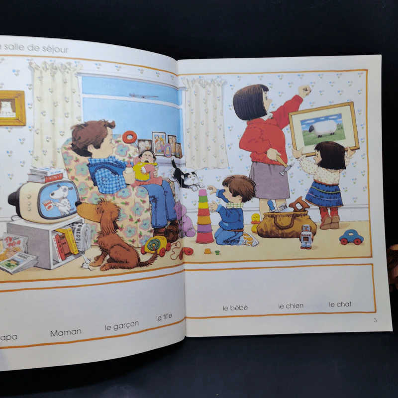 The Usborne First 100 Words in French Sticker Book รูปที่ 9
