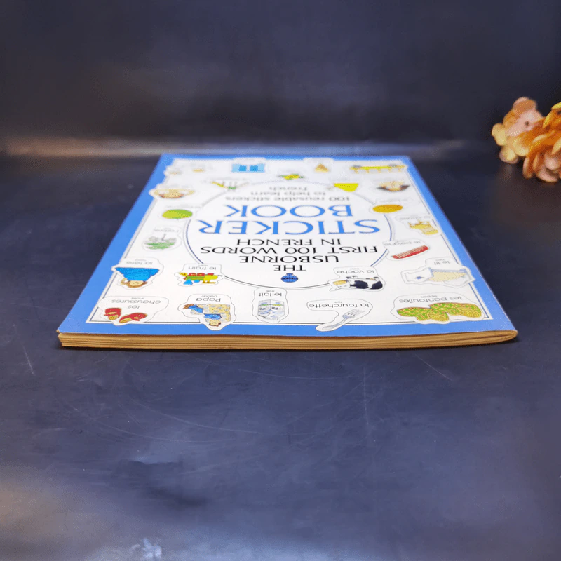 The Usborne First 100 Words in French Sticker Book รูปที่ 6