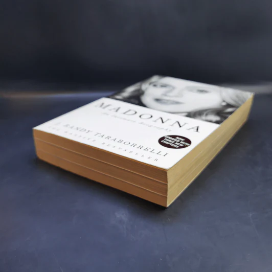 Madonna: An Intimate Biography -  J.Randy Taraborrelli รูปที่ 7