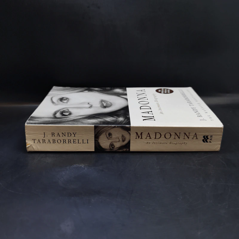 Madonna: An Intimate Biography -  J.Randy Taraborrelli รูปที่ 3