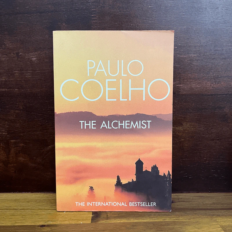 The Alchemist - Paulo Coelho รูปที่ 1