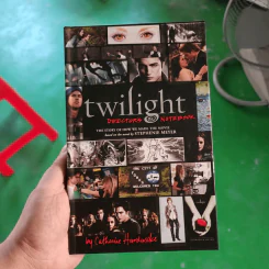 ปฏิบัติการทไวไลท์ Twilight Director's Notebook รูปที่ 1