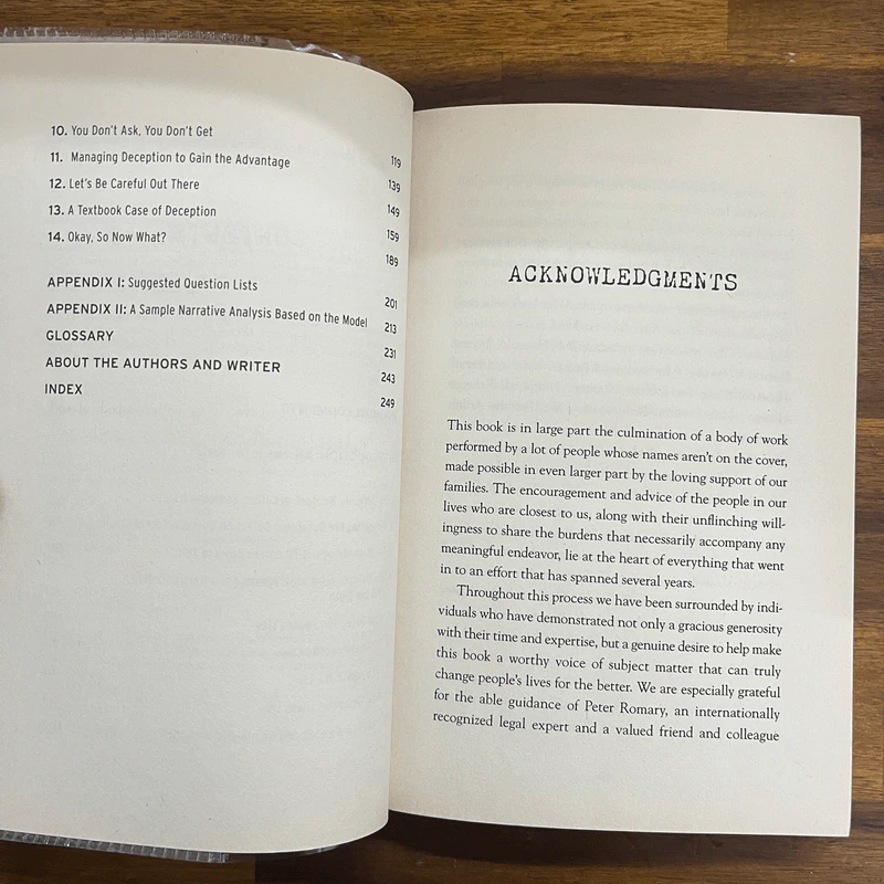 Spy the Lie: Former CIA Officers Teach You How to Detect Deception - Philip Houston รูปที่ 7