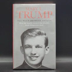 Too Much and Never Enough - Mary L. Trump Ph.D. รูปที่ 1