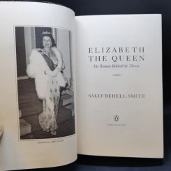 Elizabeth The Queen - Sally Bedell Smith รูปที่ 8