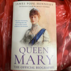 Queen Mary - James Pope-Hennessy รูปที่ 1