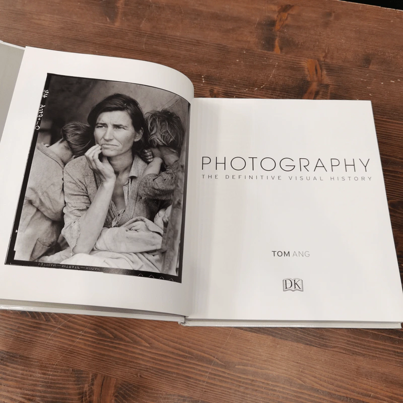 Photography: The Definitive Visual History - Tom Ang รูปที่ 8