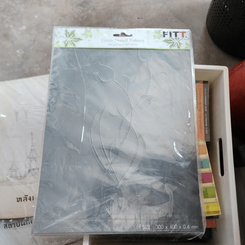 แผ่นพลาสติกสร้างลาย ของใหม่มือหนึ่งในซีล 300x400x0.4 mm. ขายรวม 3 แพ็คตามภาพ รูปที่ 1
