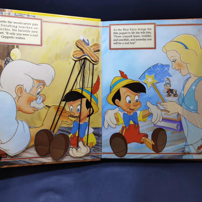 Walt Disney's Pinocchio Pop-Up Book รูปที่ 9