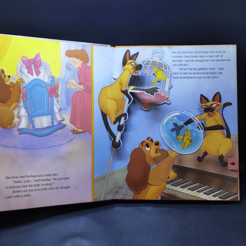 Walt Disney's Lady and the Tramp Pop-Up Book รูปที่ 9