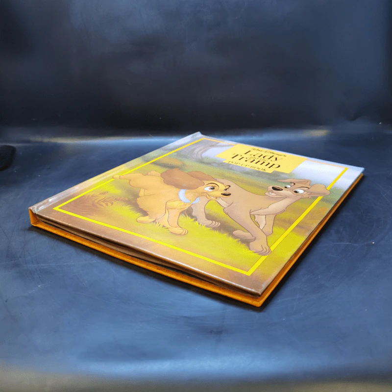 Walt Disney's Lady and the Tramp Pop-Up Book รูปที่ 7