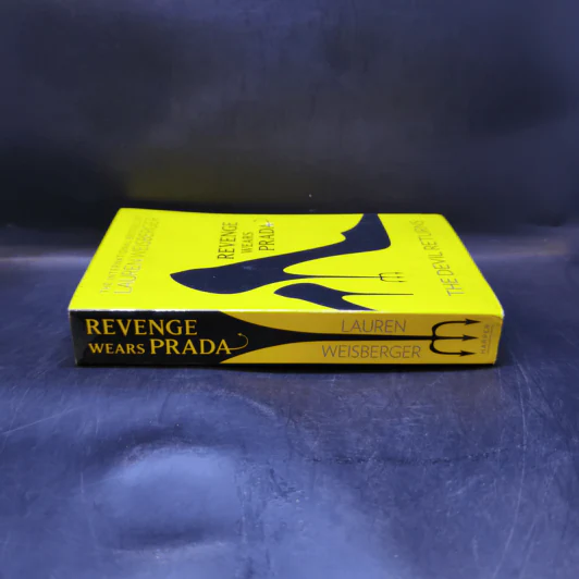 Revenge Wears Prada - Lauren Weisberger รูปที่ 3