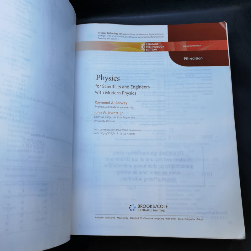 Physics for Scientists and Engineers with Modern Physics รูปที่ 9