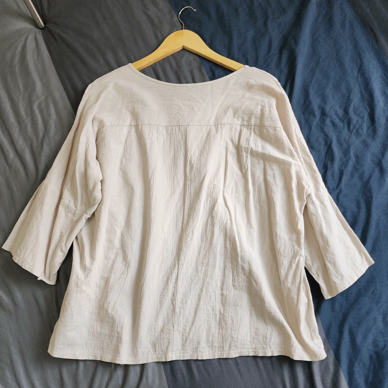 เสื้อสีครีม อก 48 นิ้ว, ยาว 25 นิ้ว รูปที่ 3