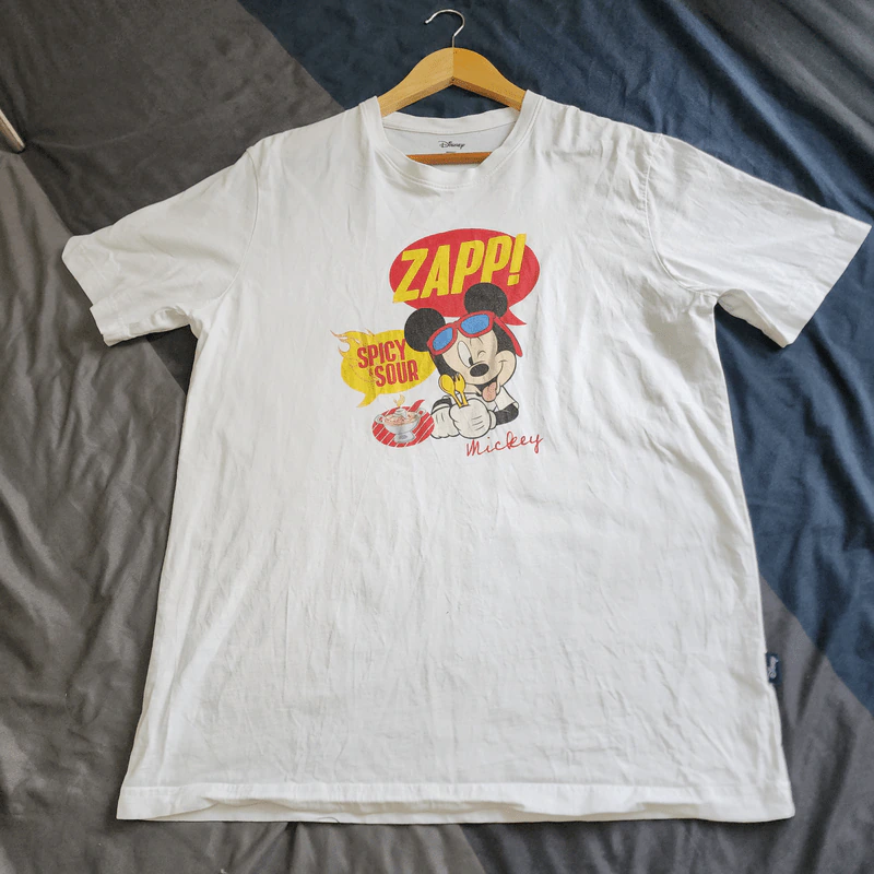 เสื้อสีขาว Disney มิกกี้ เมาส์ อก 42-44 นิ้ว, ยาว 28 นิ้ว รูปที่ 1