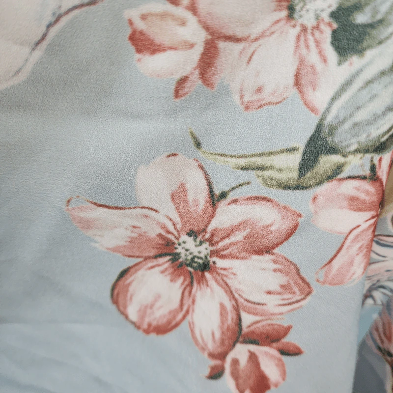 เสื้อแขนยาว สีฟ้า ลายดอกไม้ อก 42 นิ้ว, ยาว 24 นิ้ว รูปที่ 5