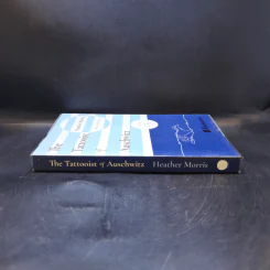 ช่างสักแห่งเอาช์วิทช์ The Tattooist of Auschwitz - เฮเธอร์ มอร์ริส รูปที่ 3