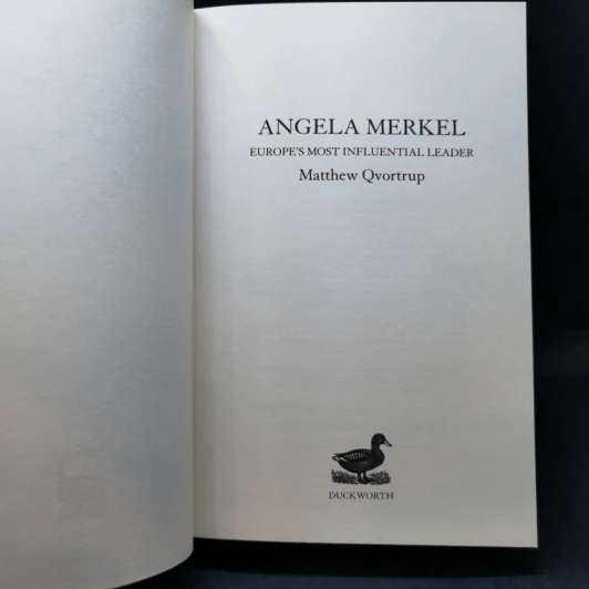 Angela Merkel - Matthew Qvortrup รูปที่ 9