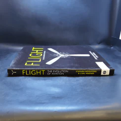 Flight - Stephen Woolford & Carl Warner รูปที่ 3