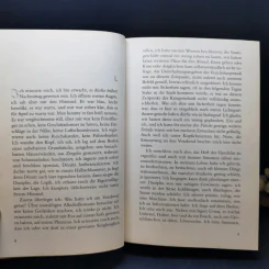 Er ist wieder da: Der Roman - Timur Vermes รูปที่ 9