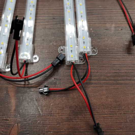 (มือสองสภาพดี ใช้งานได้ปกติ) โคมไฟ LED DC24V ฟูลสเปกตรัม 50 ซม. สําหรับปลูกพืชในร่ม เพาะเมล็ด ชุด 8 ชิ้น รูปที่ 3