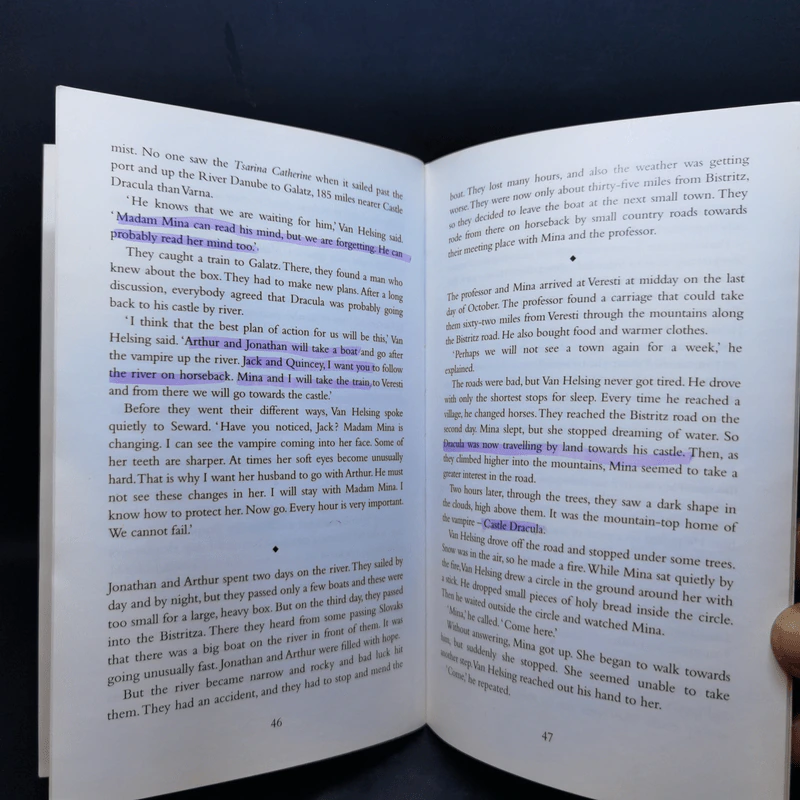 Dracula - Bram Stoker (Penguin Readers Level 3) รูปที่ 14