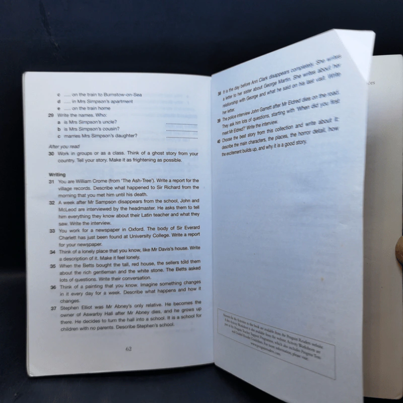 The Locked Room and Other Horror Stories (Penguin Readers Level 4) - M.R.James รูปที่ 16