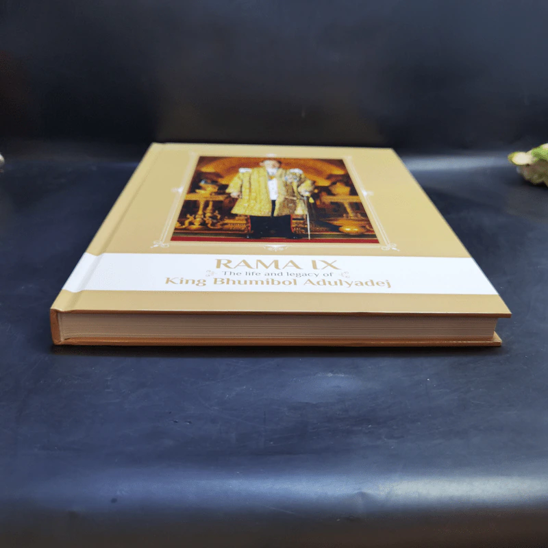Rama IX The Life and Legacy of King Bhumibol Adulyadej รูปที่ 4