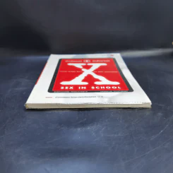 นักเรียนเรท R นักศึกษาเรท X รูปที่ 4