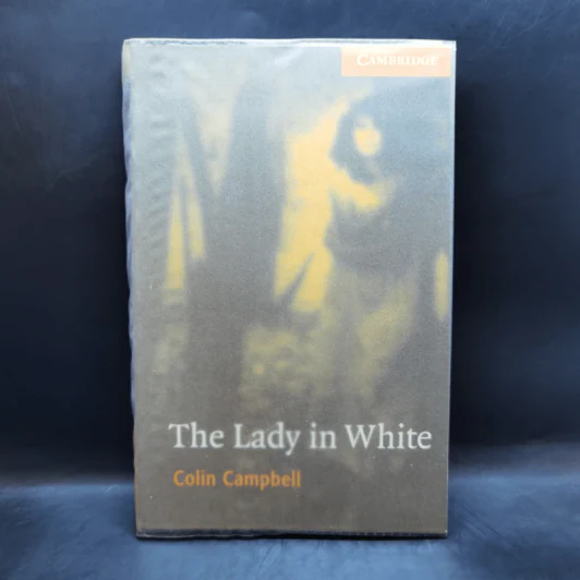 The Lady in White - Cambridge Level 4 รูปที่ 1