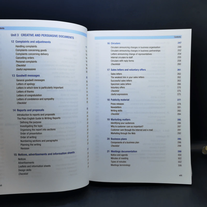 Model Business Letters, E-mails & Other Business Documents รูปที่ 11