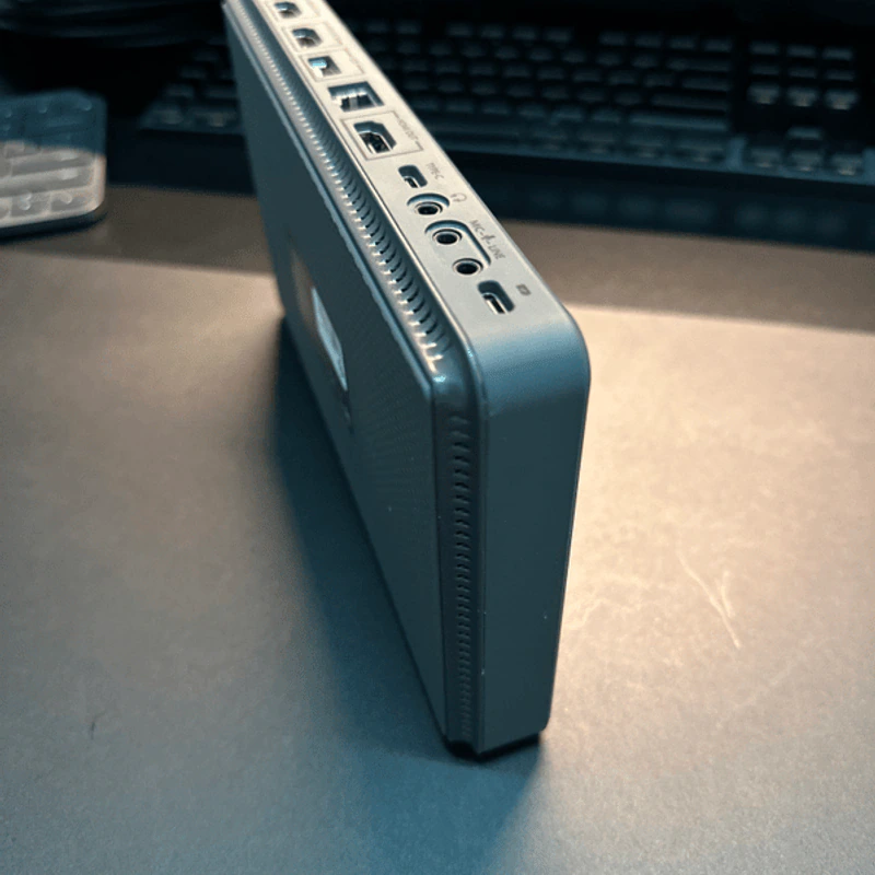 เครื่องไลฟ์สด YoloBox Pro The Ultimate All-In-One Multi-Cam Live Streaming & Switching System รูปที่ 7