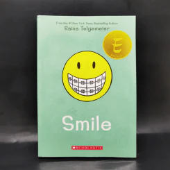 Smile - Raina Telgemeier รูปที่ 1