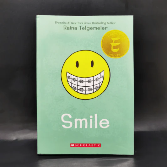 Smile - Raina Telgemeier รูปที่ 1