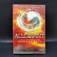 Allegiant - Veronica Roth รูปที่ 1