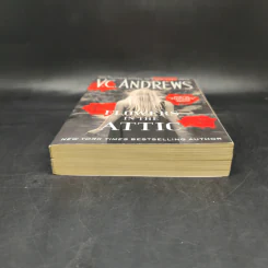 Flowers in the Attic - V.C.Andrews รูปที่ 4