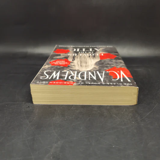 Flowers in the Attic - V.C.Andrews รูปที่ 6