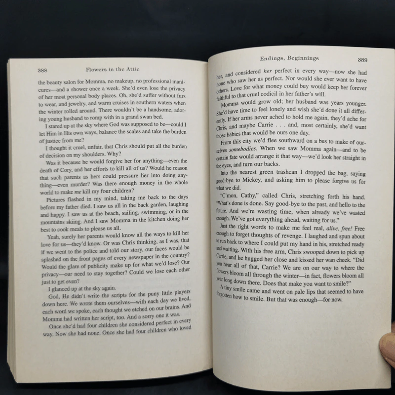 Flowers in the Attic - V.C.Andrews รูปที่ 11