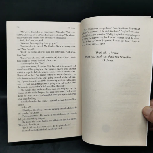 Fifty Shades of Grey Vol.1-3 Boxset - E L James รูปที่ 13