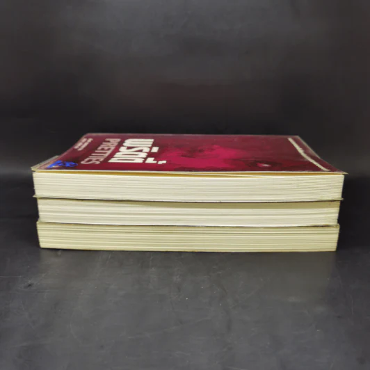 หนังสือชุด อั๊กลี่ พริตตี้ สเปเชียล - สก๊อตต์ เวสเตอร์เฟลด รูปที่ 4