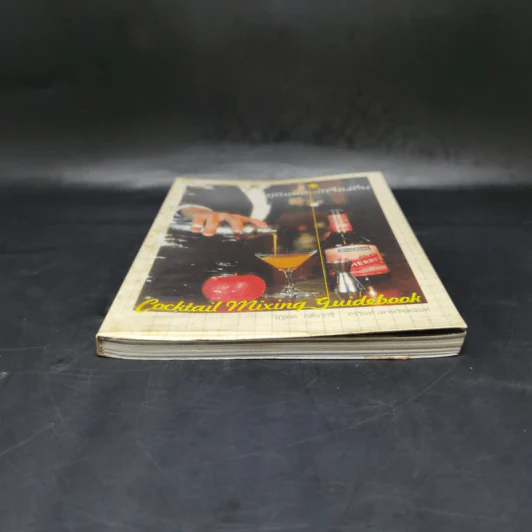 คู่มือผสมเครื่องดื่ม (Cocktail Mixing Guidebook) - นัฐพล กลั่นวารี, อรวินท์ เลาหรัชตนันท์ รูปที่ 4