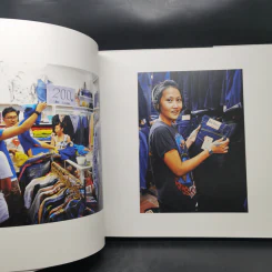 The Jatujak Market of Bangkok - Simon Bonython รูปที่ 12