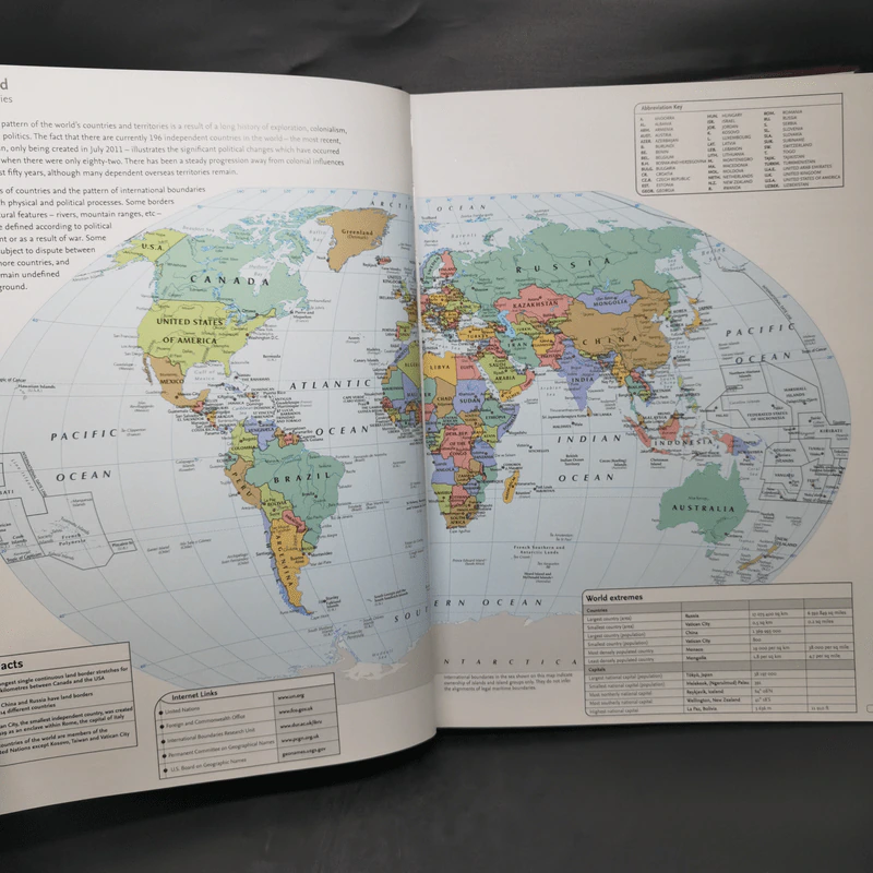 Collins World Atlas - Collins Maps รูปที่ 12